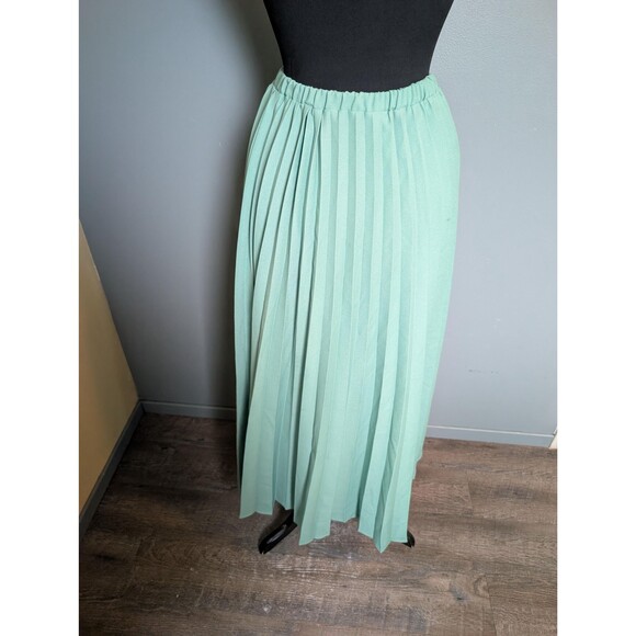 70s or 80s Green Pleated Maxi Skirt, Long Skirt Size M - Picture 1 of 8